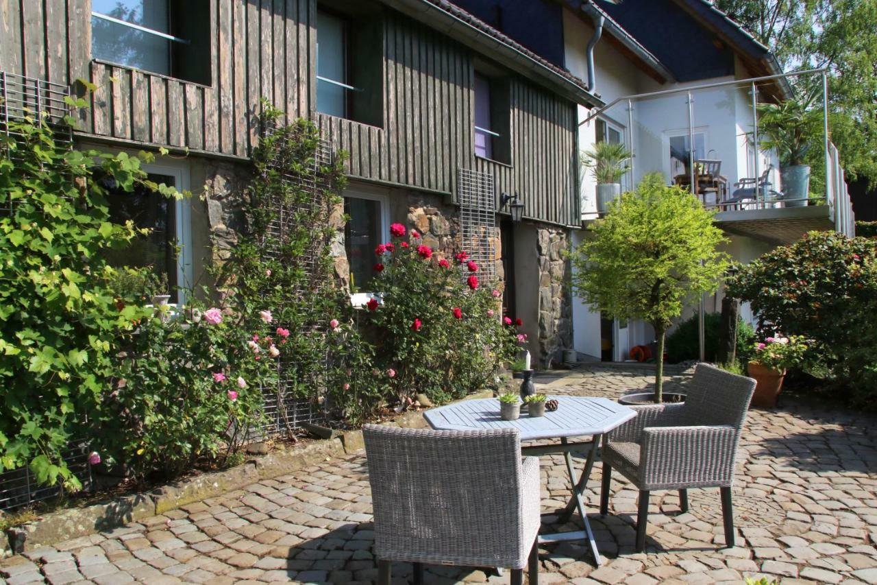 Kleines Haus Mitten In Der Natur Mit Eigener Terrasse Und Sonnenbalkon Halver المظهر الخارجي الصورة